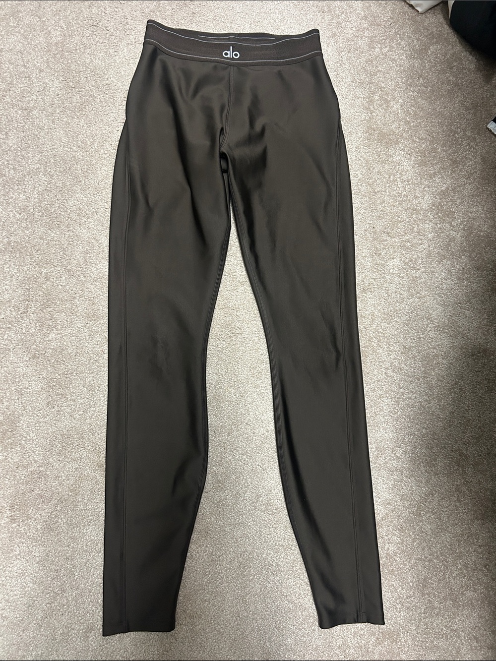 Alo Women’s Dark Chestnut Performance Leggings